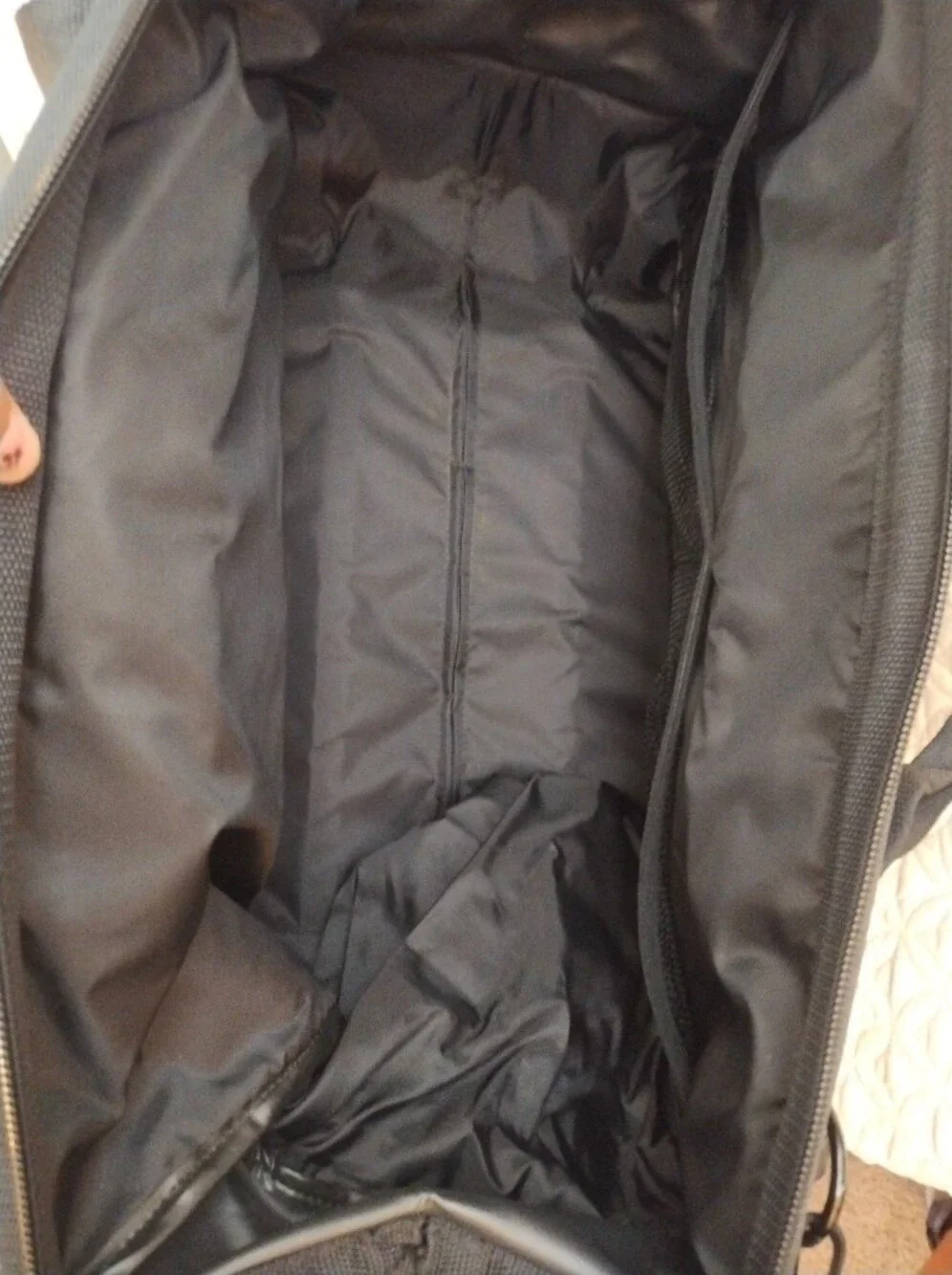 Vintage Samsonite® Black Canyon 22″ Wheeled Duffel Bag Nylon